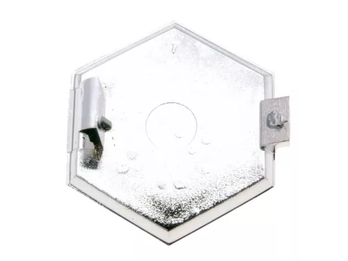 Piaggio lapos hatszögletű bedugós, kék/ezüst embléma 32x37mm