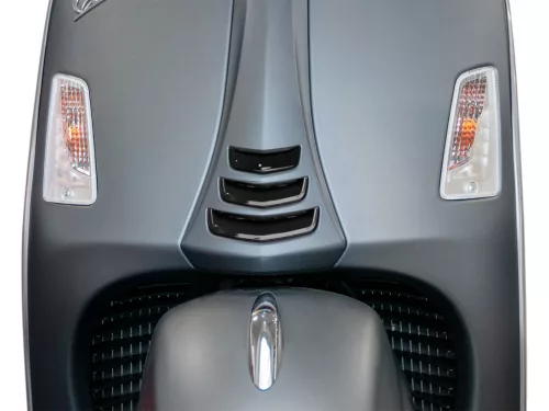 Cascade betétkészlet Moto Nostra fekete komplett Vespa GTS125/300 (2019-), GTS Super (iGet/HPE), GTS Supersport (iGet/HPE), GTS Touring (iGet/HPE), GTS SuperTech (iGet/HPE), GTS Yacht Club, GTS SuperNotte