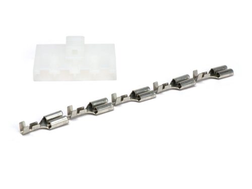 Multiplug feszültségszabályozóhoz BGM, DUCATI 4-pin Minarelli, Morini, Vespatronic, Varitronic, Parmakit, Polini, IDM, Malossi VesPower, Pinasco Flytech, Sei Giorni, Evergreen, Casa Lambretta, Stratos