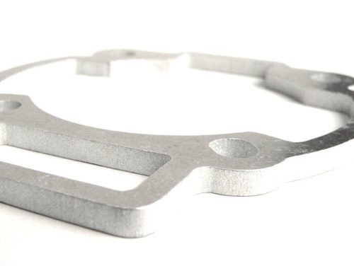 Távtartó hengeralap BGM Original Piaggio 125-180cc 2 ütem Gilera Runner FX/FXR 125-180, Italjet Dragster 125-180, Piaggio SKR125, SKR150, TPH125, Skipper125, Skipper150, Hexagon LX/LXT 125-180 5mm