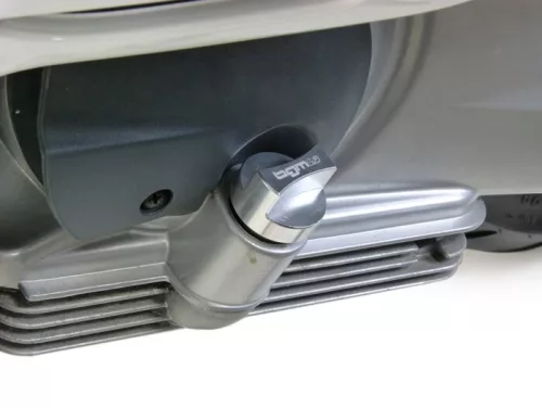 Készlet olajbetöltő dugó mérőpálcával BGM PRO, motorolaj + sebességváltó olaj Piaggio Leader/Quasar Vespa ET4, LX, LXV, S, GT, GTS, GTV, GTL 125-300ccm ezüst eloxáltan