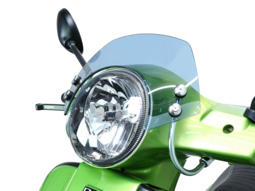 Szélvédő krómozott konzolokkal Moto Nostra w=340mm, h=105mm Vespa GT, GTL, GTS, GTS Super 125-300ccm szürke színezett üveggel