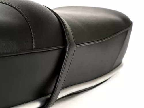 Ülés BGM PRO Pegasus alumínium díszítéssel és pajzzsal Lambretta LI, LI S, SX, TV, DL, GP fekete