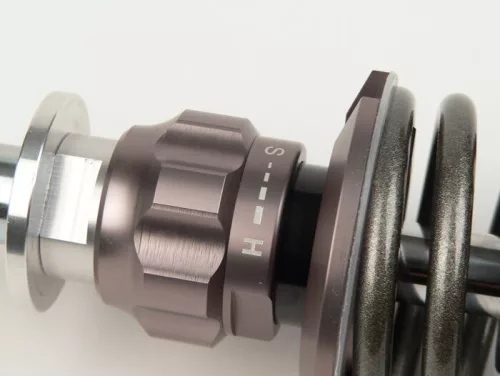 Lengéscsillapító elöl BGM PRO SC/F16 COMPETITION, 240mm, szürke a Vespa PX80, PX125, PX150, PX200, T5 125cc számára