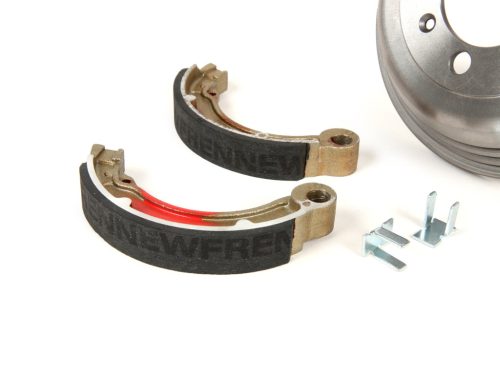 Fékdob hátul 8', fékpofákkal együtt, 2 rögzítés BGM PRO öntöttvas Vespa VNB4T-től VNB6T-ig, VBB2T-ig