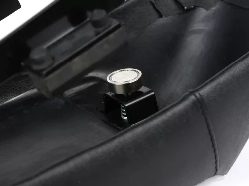 Ülés BGM PRO, Fastback Lambretta Lui 50 C/CL, Lui 75 S/SL, Vega, Cometa sima oldalfalakkal