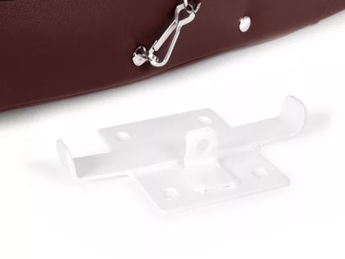 Ülés BGM PRO Pegasus pajzzsal és szegecsekkel Lambretta LI, LI S, SX, TV, DL, GP barna