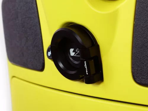 Csomagtartó kampó BGM PRO alumínium CNC Vespa GT, GTS, GTV, GTL, S 50-300cc fekete