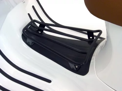 Átlépő csomagtartó Moto Nostra Vespa GTS 125-300, GTV, GTL, GT fekete matt