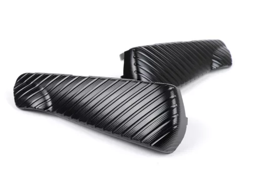 Moto Nostra CNC lábtartó szett, fekete, fényes Vespa GT, GTL, GTS 125-300, GTV