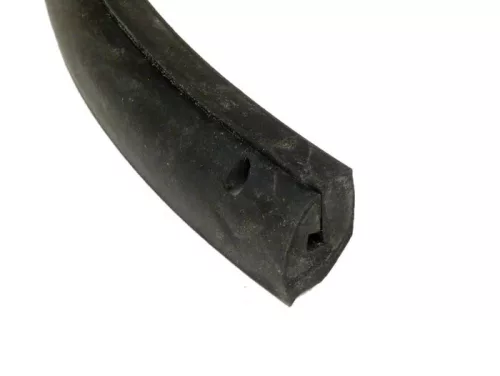 Oldalsó motorháztető gumi BGM Original Vespa PX, Vespa T5 125ccm fekete / jobbra