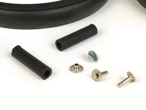 Oldalsó motorháztető gumikészlet BGM Original Vespa PX, Vespa T5 125cc Fekete