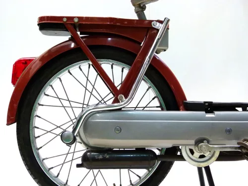 Lábtartók hátul Moto Nostra Piaggio Ciao krómozott