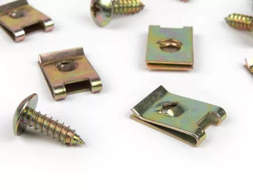 Csavarkészlet univerzális burkolat 5,0x15mm