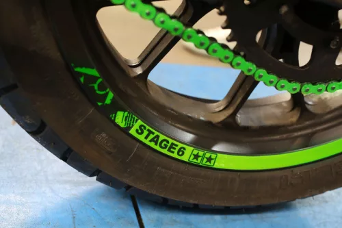 12 colos Stage6 zöld / fekete felnik matrica készlet