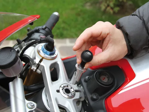 Tartó mobiltelefon / okostelefon Opti Tube 15-17,2mm kormányoszlop / kormányfej